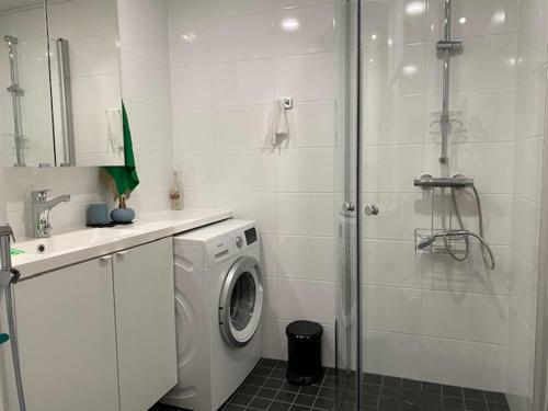 Stylished And Bright Studio Apartment