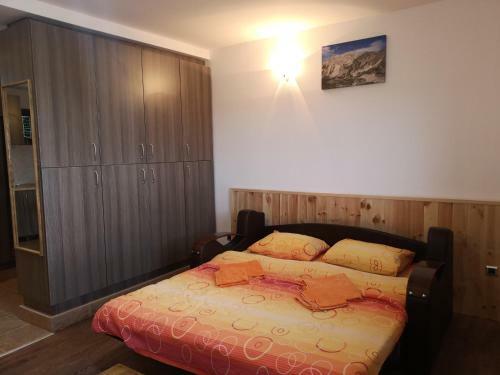 Hostal Razvr?je Co