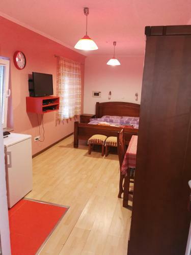 Apartmani Razvr?je