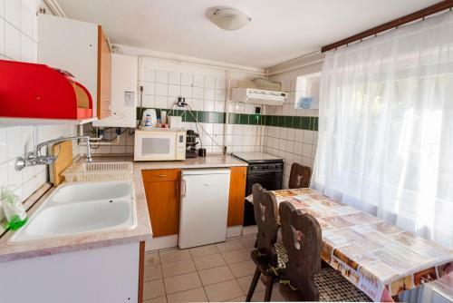 Apartamento Fenyvesi Vend�gh�z