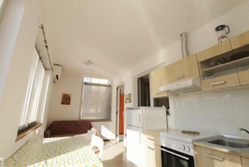 Hostal Apartments Zambratija With Sea View