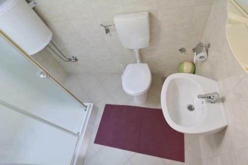 Hostal Apartments Zambratija With Sea View