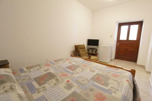 Hostal Apartments Zambratija With Sea View