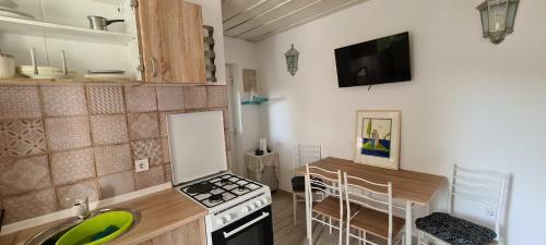Apartamento Life Takes Us To Unexpected Places