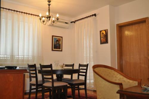 Stylish Apartment In The City Center