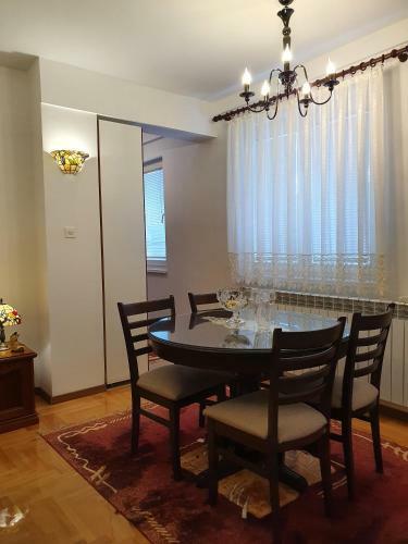 Stylish Apartment In The City Center