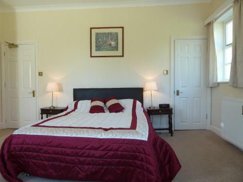 Tyrrells Ford Hotel