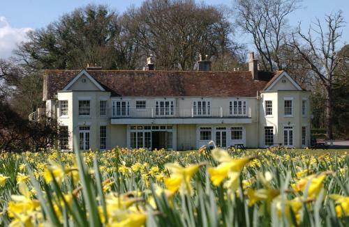Tyrrells Ford Hotel