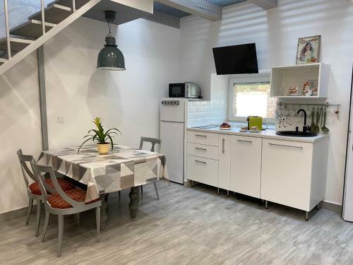 Eklektika Apartman Balatonalm�di