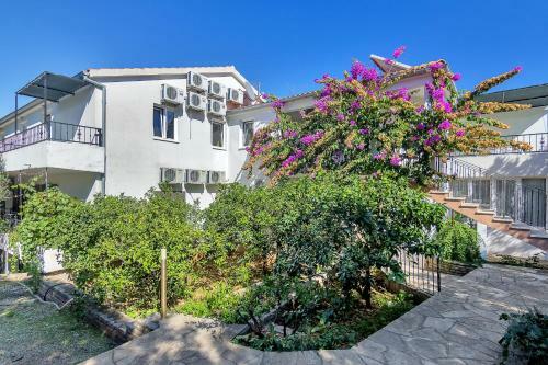 Hostal Apartmani Ru?ica