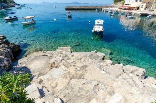 Apartments By The Sea Zavalatica, Korcula - 17728