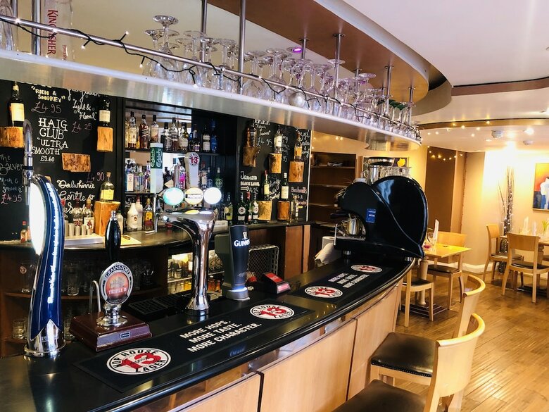 Brook Whipper-in Hotel