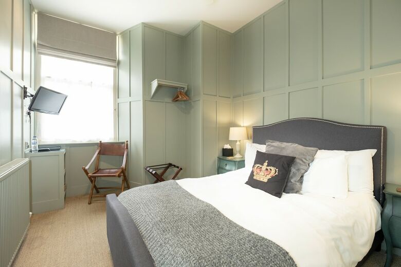 Hostal Edgar Townhouse