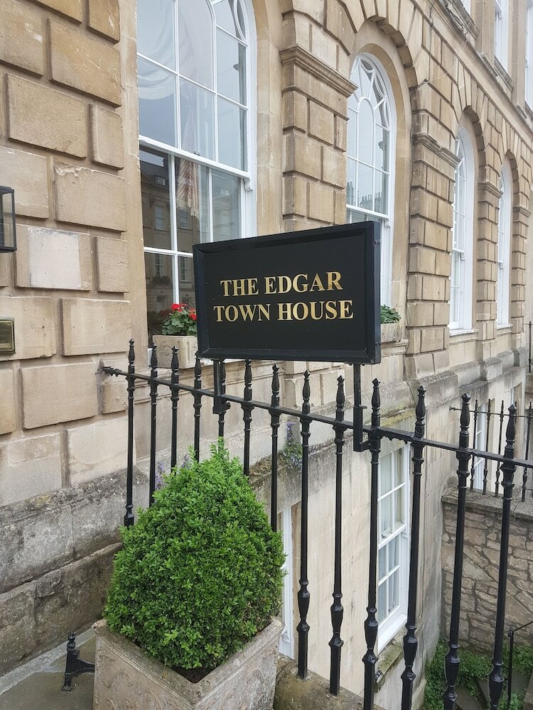 Hostal Edgar Townhouse