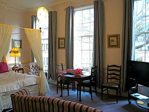 Abbey Green Apartment