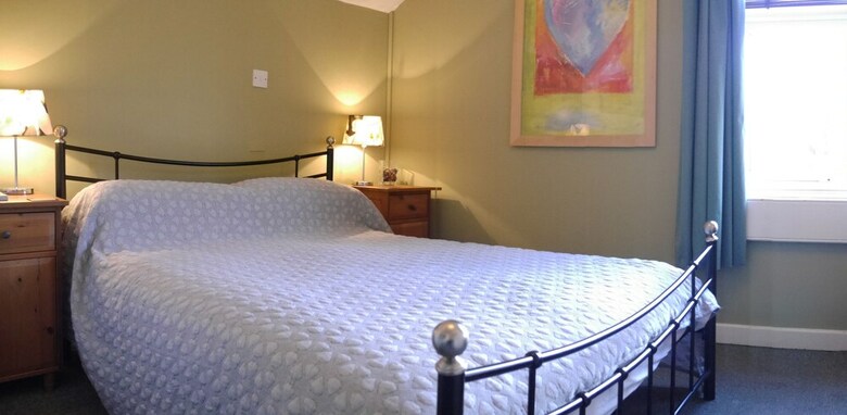 Hostal Lynwood House
