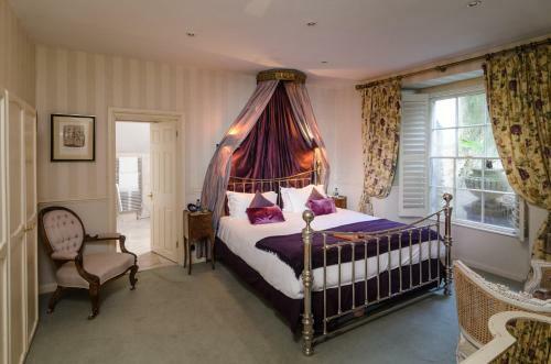 Apsley House Hotel
