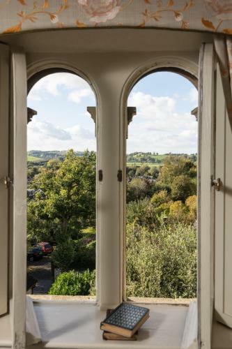 Apsley House Hotel