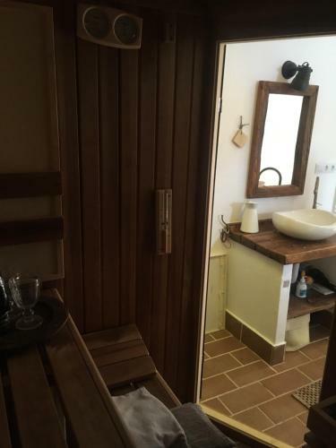 Henye Holiday Homes