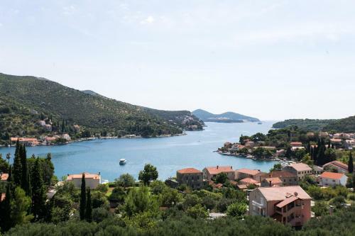 Beautiful Villa Radiance