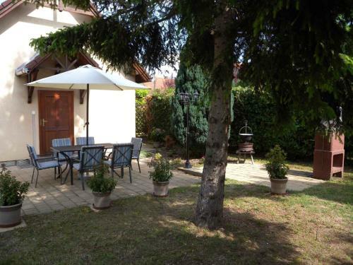 Apartments In Balatonkeresztur 37924