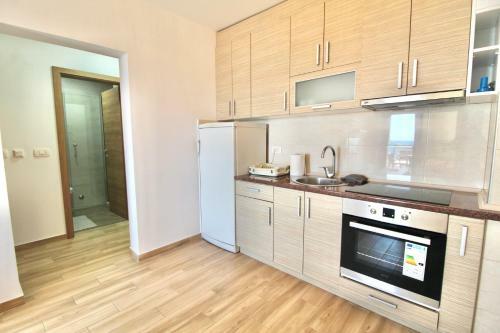 Apartamento 1bd Sea View Apts Veliki Pjesak "dzemo"
