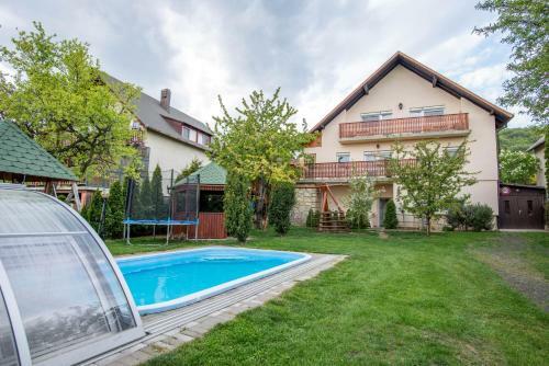 S�ndor Apartman