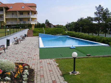 Delfin Apartmanh�z