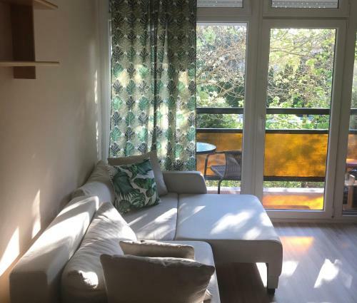 Apartamento Adrian's Home