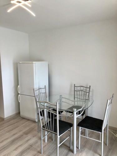 J�nos Apartman