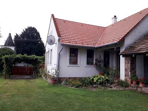 Rendesi Vend�gh�z