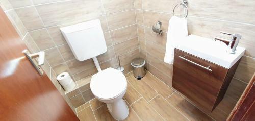 Varga Gardens Balatonm�riaf�rd?