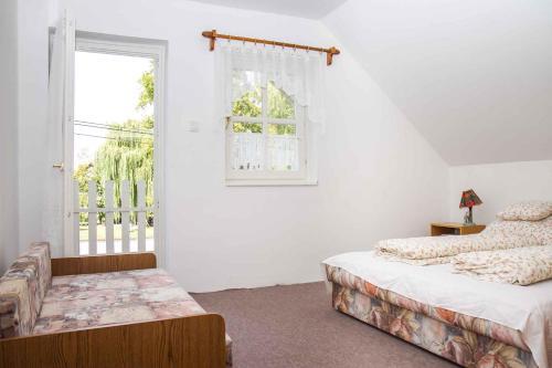 Holiday Home In Balatonmariaf�rdo 35399