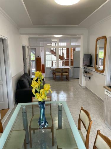 Hostal Pingvin Cukr�szda Apartman Fels? Szint