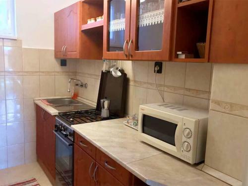 Holiday Home In Balatonmariaf�rdo 19593