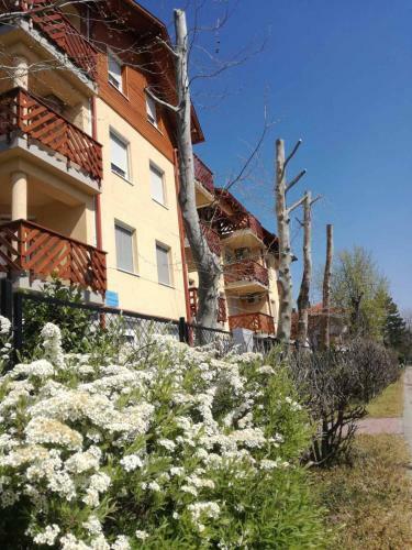 Pl�zs Apartman Balatonlelle