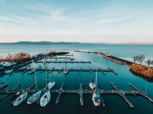 Lido Riviera Sunshine Apartman Balatonlelle