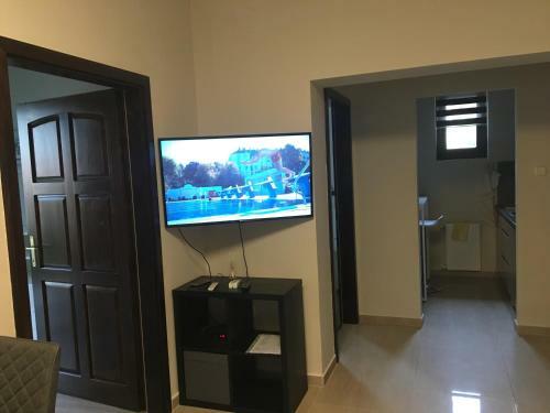 J�zminvir�g Apartman