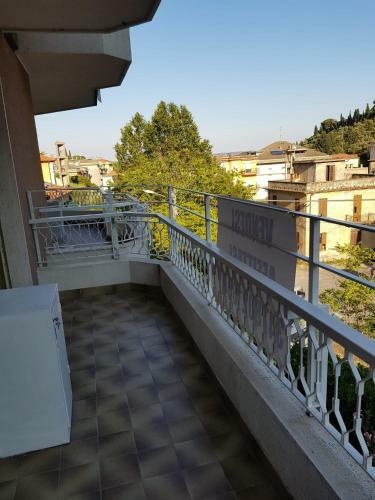 Apartamento Appartamento A Alassio, Zona Tranquilla , Posto Auto.