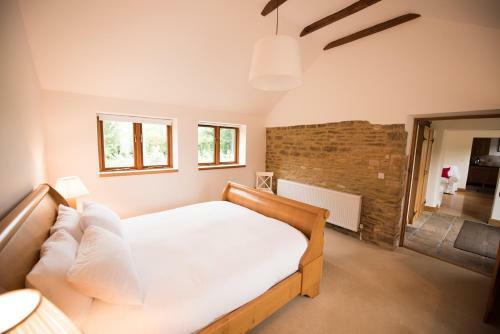 Whitley Coach House