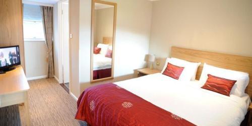 The Rivenhall Hotel & Health Spa Ltd