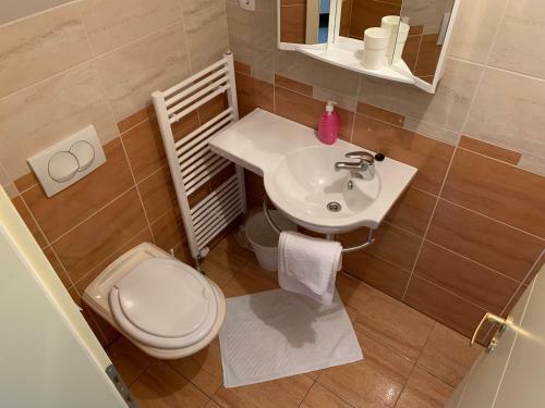 Hostal Vinarija Zlatar