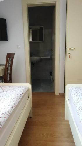 Hostal Vinarija Zlatar