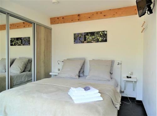 G�te Et Maison de Vacances Campagne Val�rie