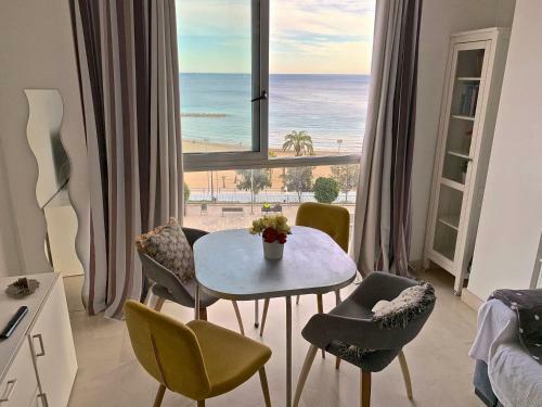 Apartamento Postiguet Beach
