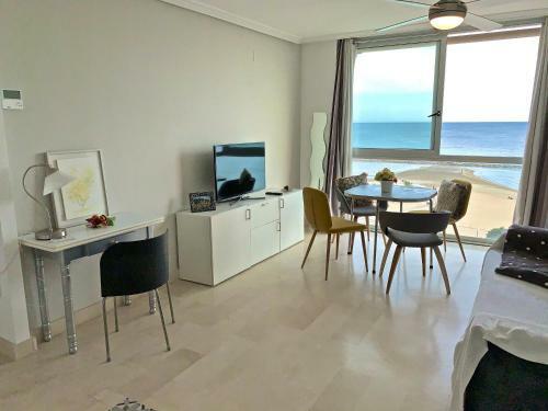 Apartamento Postiguet Beach