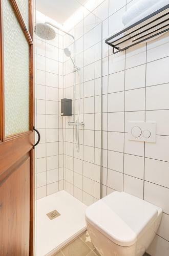 Hotel Unic - Turisme D'interior