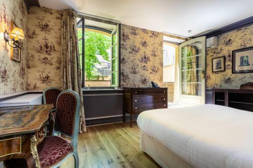 Hotel Caf� De Paris