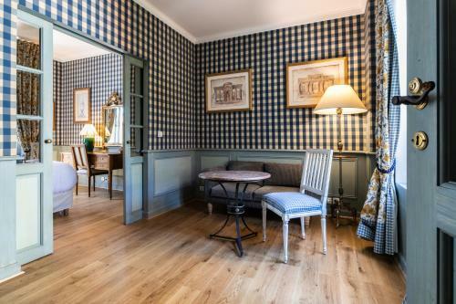 Hotel Caf� De Paris