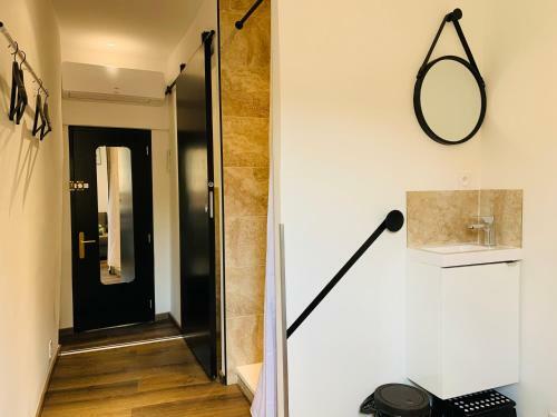 Hostal Chambre Le Merindol